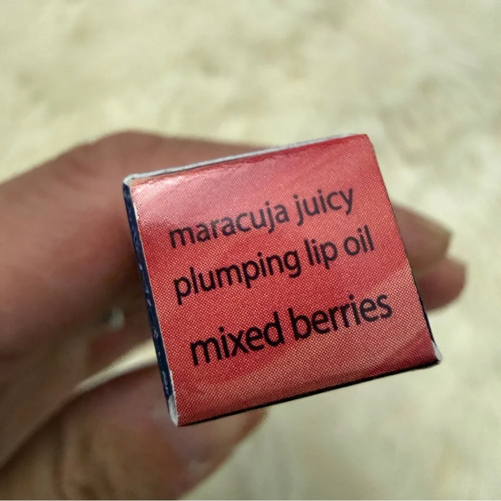 Tarte Maracuja Juicy Plumping Lip Oil mixed berries